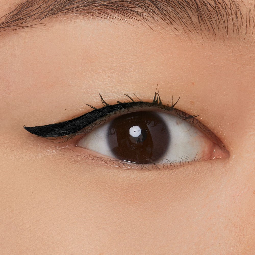 Paso a paso: cómo hacer el maquillaje viral de ojos de sirena por Maybelline, image size:1000x1000